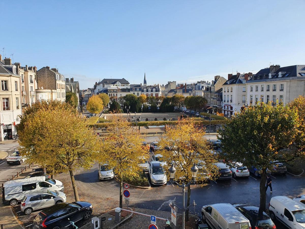 Suite Forum Vue Imprenable Reims Exteriör bild